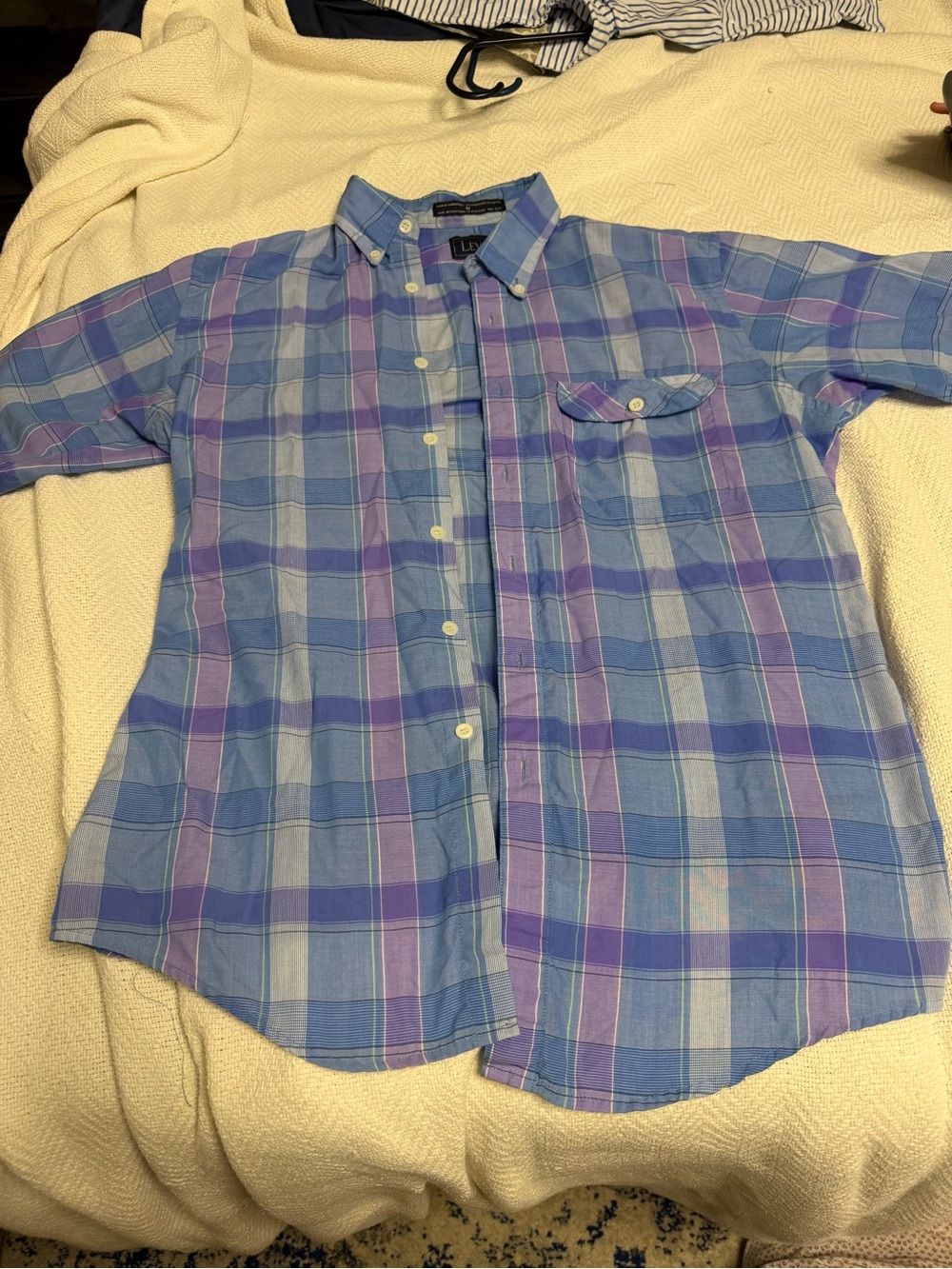 Vintage Levi's Blue and Purple Plaid Button-Down Shirt m
